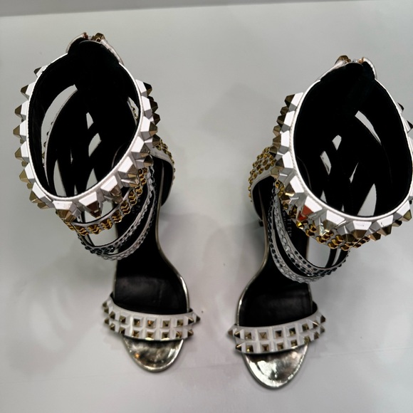 Philipp Plien White sandal with studs and Swarovski - Picture 7 of 7